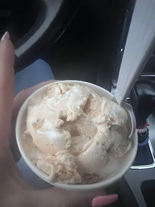 Y Not Ice Cream and Smoothies Picture 7