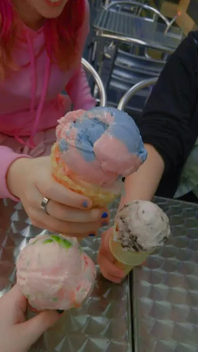 Y Not Ice Cream and Smoothies Picture 9
