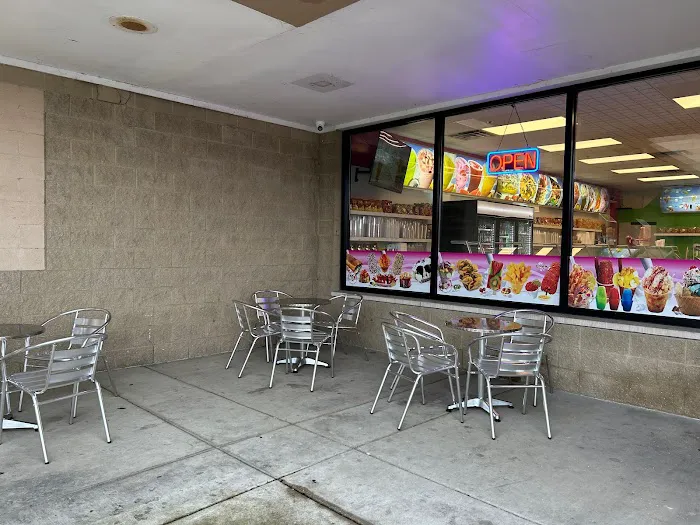 La Michoacana Ice Cream & Fruits Picture 5