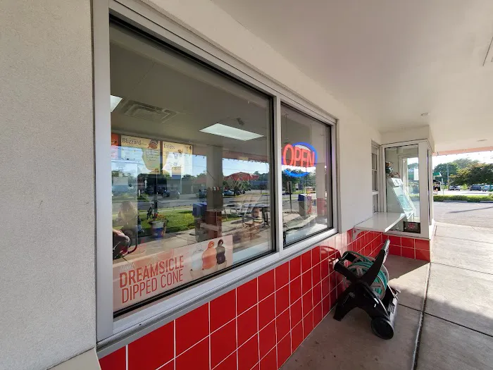 Dairy Queen Store - Treat Only Picture 5