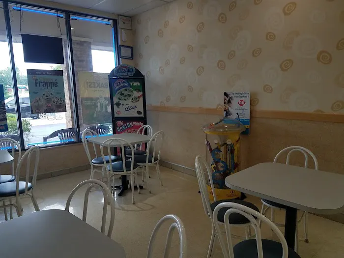 Dairy Queen - Carol Stream Picture 5