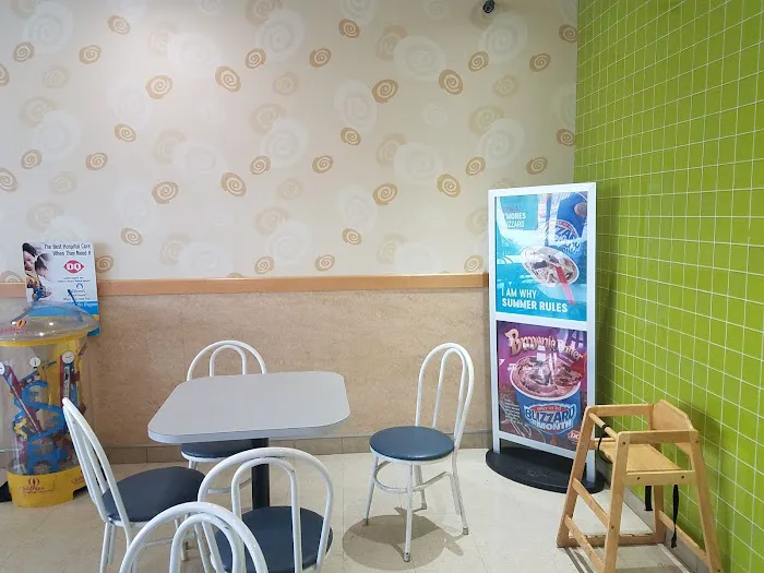 Dairy Queen - Carol Stream Picture 9