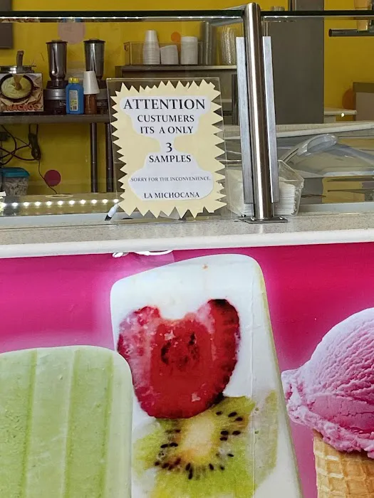 LA MICHOACANA . Ice Cream Shop Picture 10