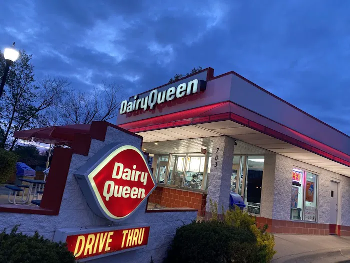 Dairy Queen Store - Treat Only Picture 3