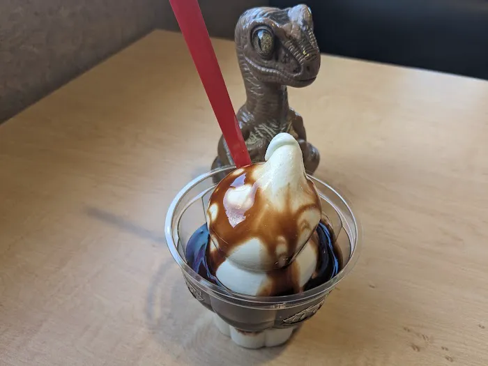 Dairy Queen Store - Treat Only Picture 8