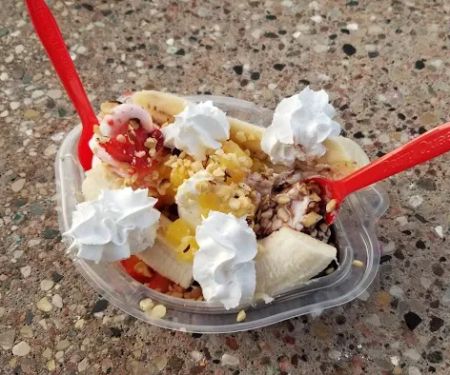 Dairy Queen Store - Treat Only