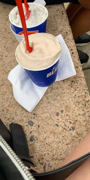 Dairy Queen Store - Treat Only Picture 2