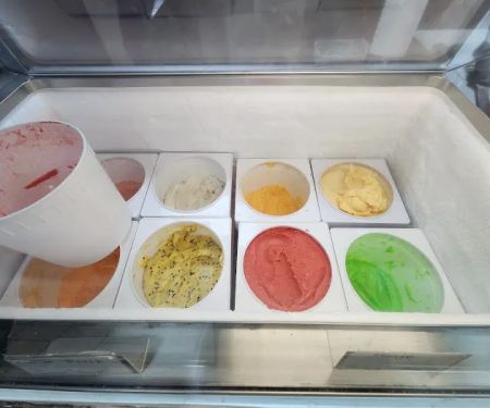Paleteria Y Neveria La Rosita