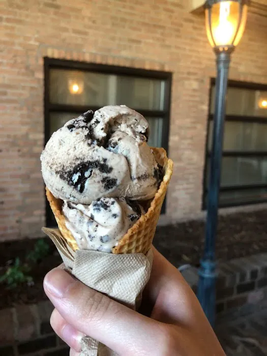 Whistle Stop Ice Cream Picture 6