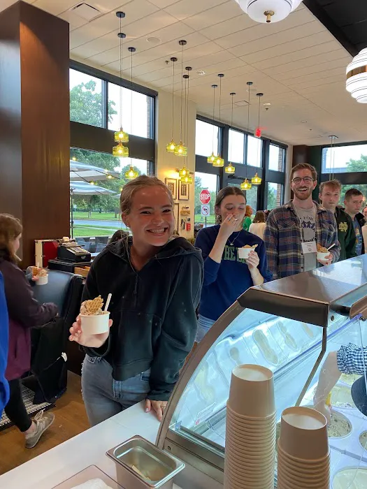 MURPHY’S Ice Cream Shoppe Picture 5