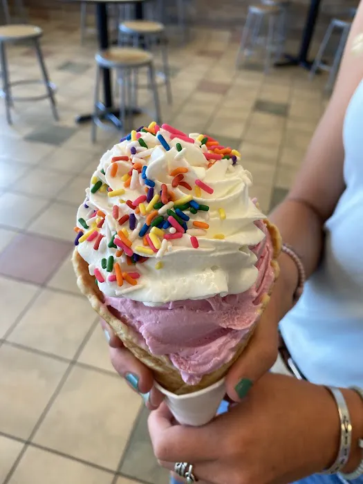 Mikey's ice cream Picture 3