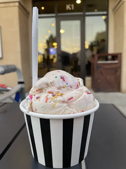 Vanilla Bean Creamery of Mishawaka Picture 2