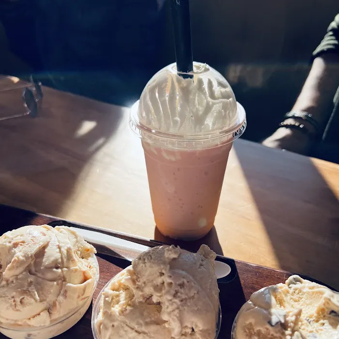 Vanilla Bean Creamery of Mishawaka Picture 7