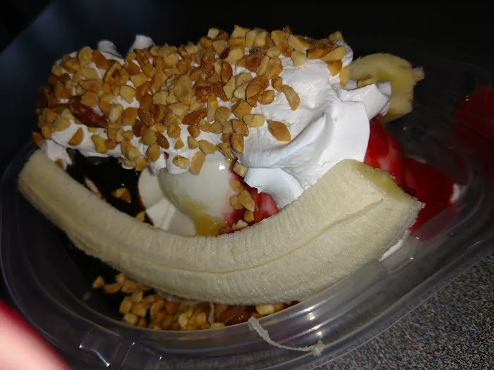 Dairy Queen (Treat) Picture 2