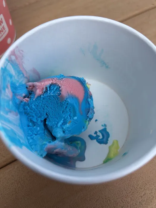 The Original Rainbow Cone – Gurnee Picture 2
