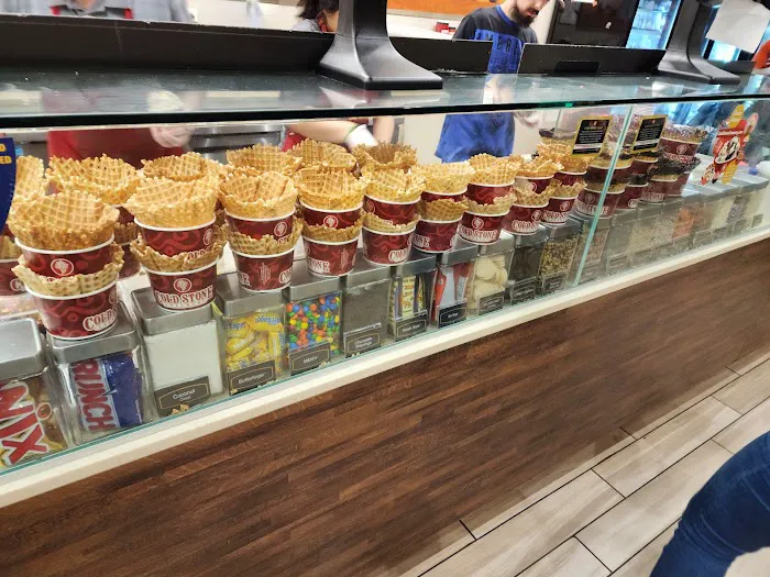 Cold Stone Creamery Picture 1