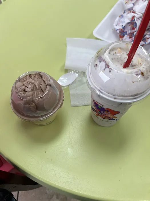 La Michoacana Premium Grand Ave. Picture 4