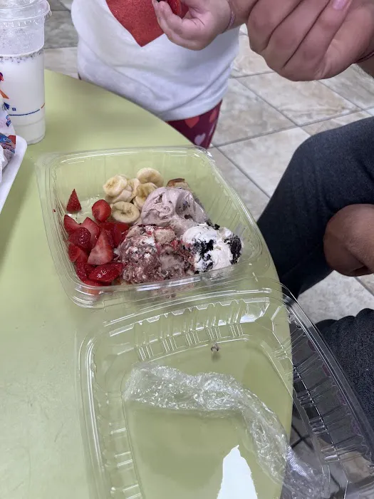 La Michoacana Premium Grand Ave. Picture 10