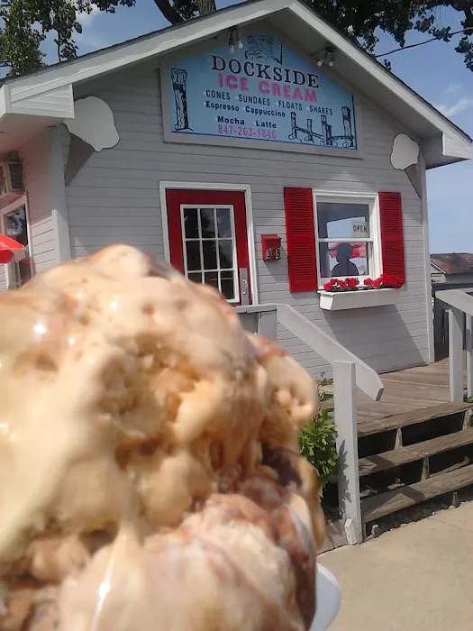 Dockside Ice Cream and Deli Picture 6
