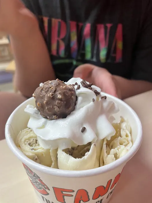 Fanny's Thai Roll Ice Cream Picture 2