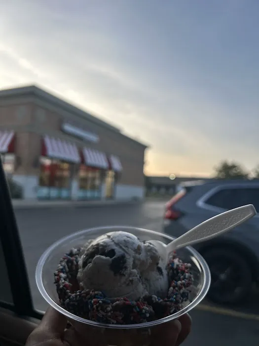 Oberweis Ice Cream and Dairy Store Picture 8