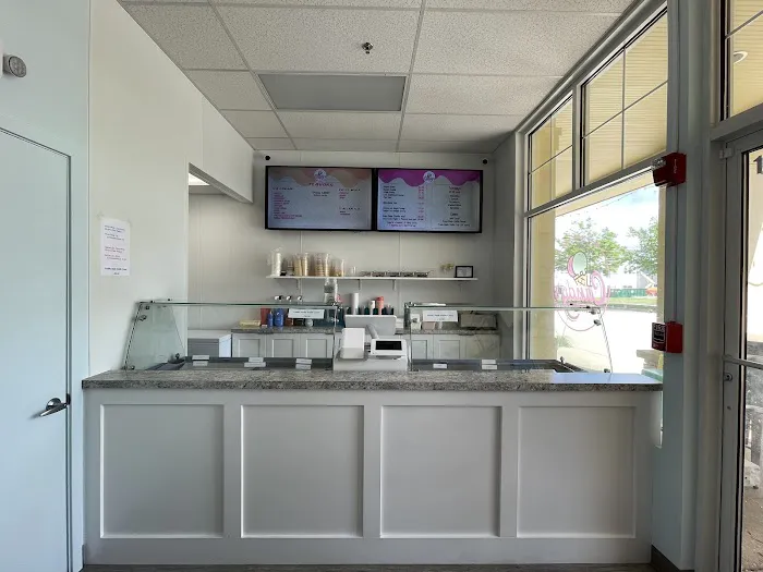 Candy’s Creamery Picture 3