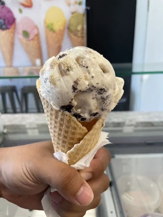 Candy’s Creamery Picture 5