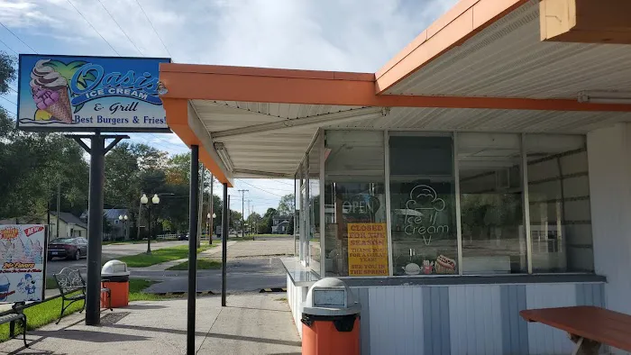 Oasis Ice Cream & Grill Picture 2