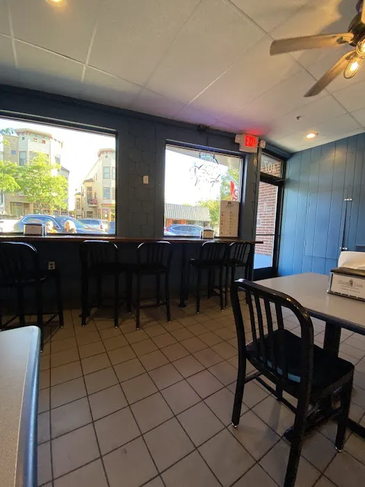 South Pier Creamery & Market Picture 4