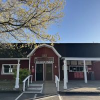 Hayloft Ice Cream Parlor ico
