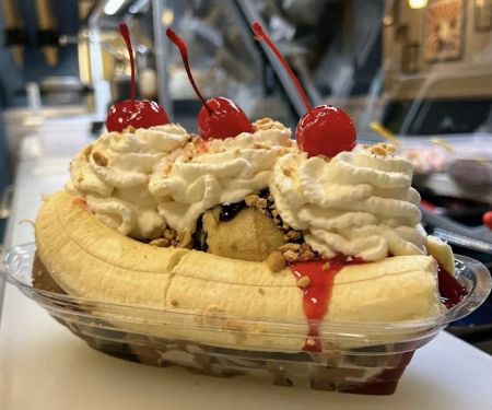 Yummyu2019s ice cream Truck