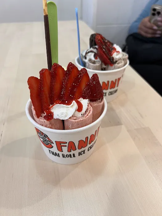 Fanny's Thai Roll Ice Cream Picture 1