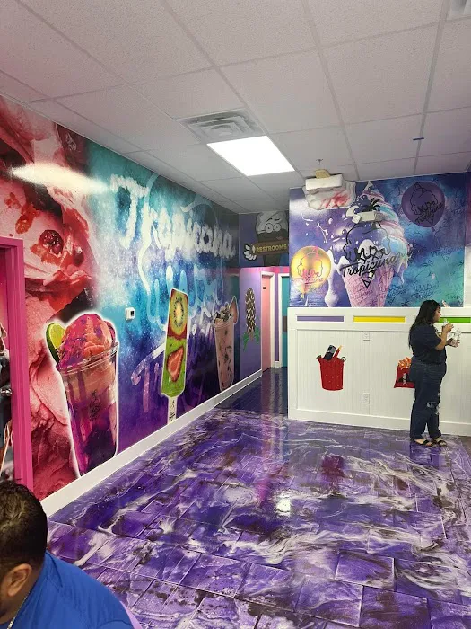 Tropicana Ice Cream Shop Picture 5