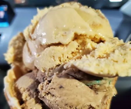 Joe's Ice Cream Supreme Shop
