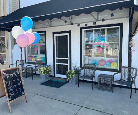 Skoops Ice Cream North Webster