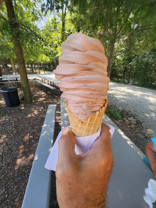 Mooey's Ice Cream Picture 2