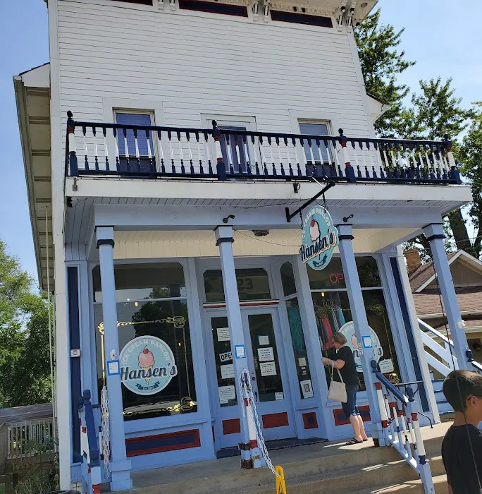 Hansen’s Ice Cream Parlor - Wilmot Picture 6