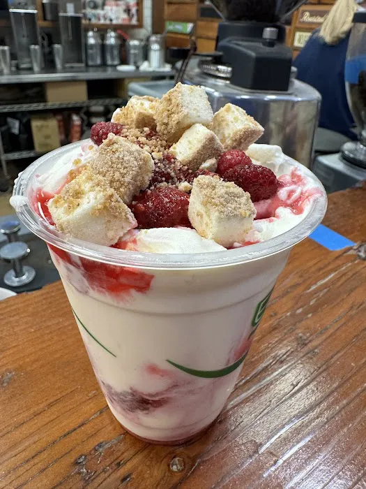 Julie Ann's Frozen Custard Picture 7