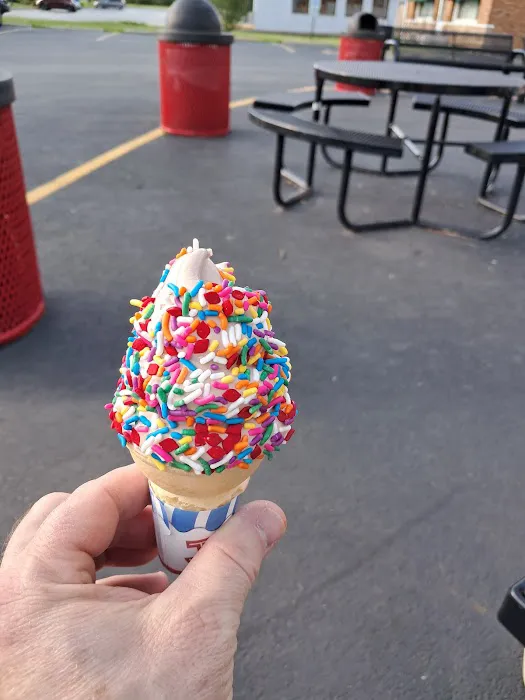 Dairy Queen (Treat) Picture 4