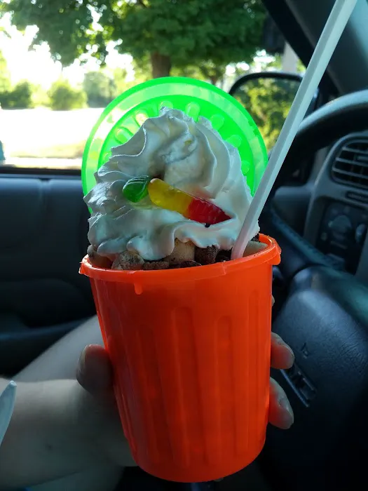 Spad's Twisters Soft Serve Ice Cream Picture 7