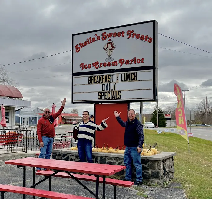 Sheila's Sweet Treats & Diner Picture 3