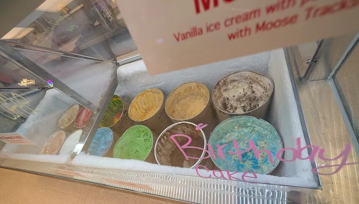 Maria's Icecream Picture 2