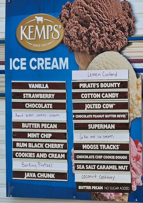 Cowlick's Ice Cream Shoppe Picture 9
