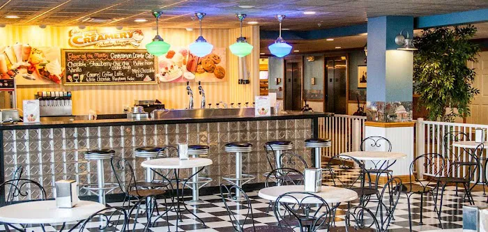 Ice Creamery at the Garden Inn Picture 2
