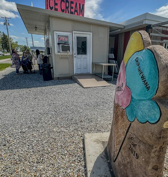 Mom's Ice Cream Picture 1