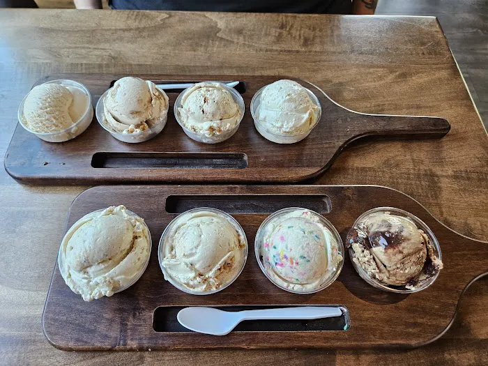 Vanilla Bean Creamery Picture 3