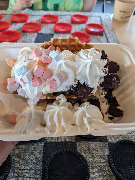 Vanilla Bean Creamery Picture 8