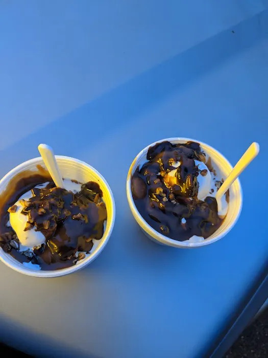Sycamore Drive-In Picture 9