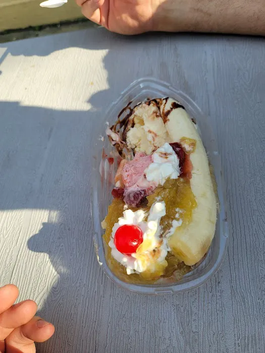 Wally and Olly's Ice Cream Picture 6