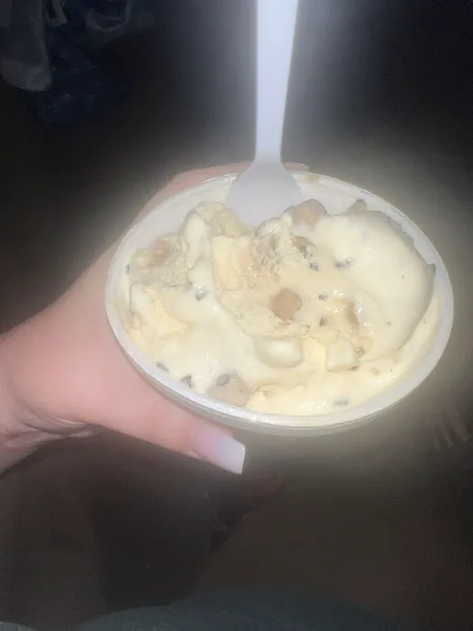Little Dipper Ice-cream Shop Picture 1